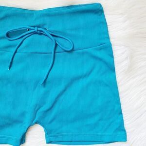 Good Karma Ribbed High Rise Biker Shorts Blue and White Size Small